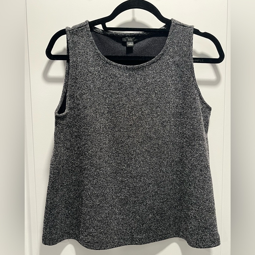 Ann Taylor Gray Sleeveless Textured Top - Size Large